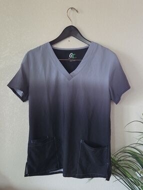 GT Performance Ombre V-Neck Scrub Top Size Large